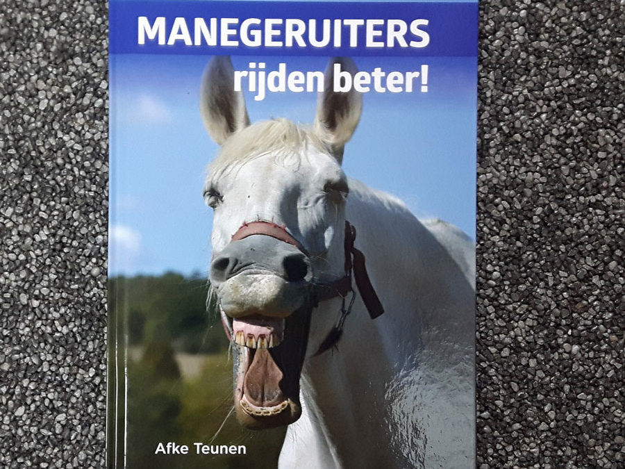 Manegeruiters rijden beter!